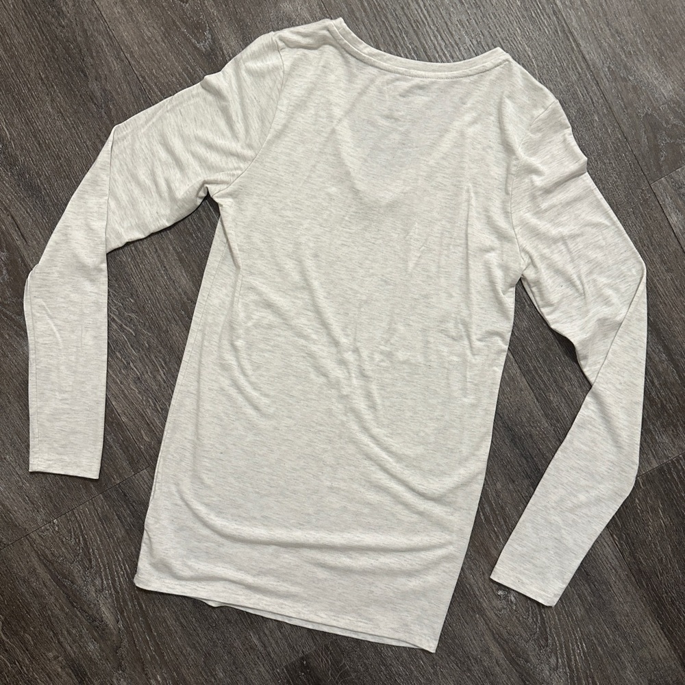 A Pea in the Pod Long-sleeve Shirt - Picture 3 of 3